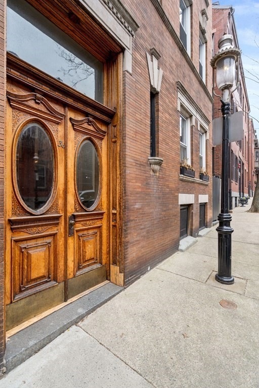 36 Mount Vernon St unit 2, Charlestown, MA 02129 - photo 1