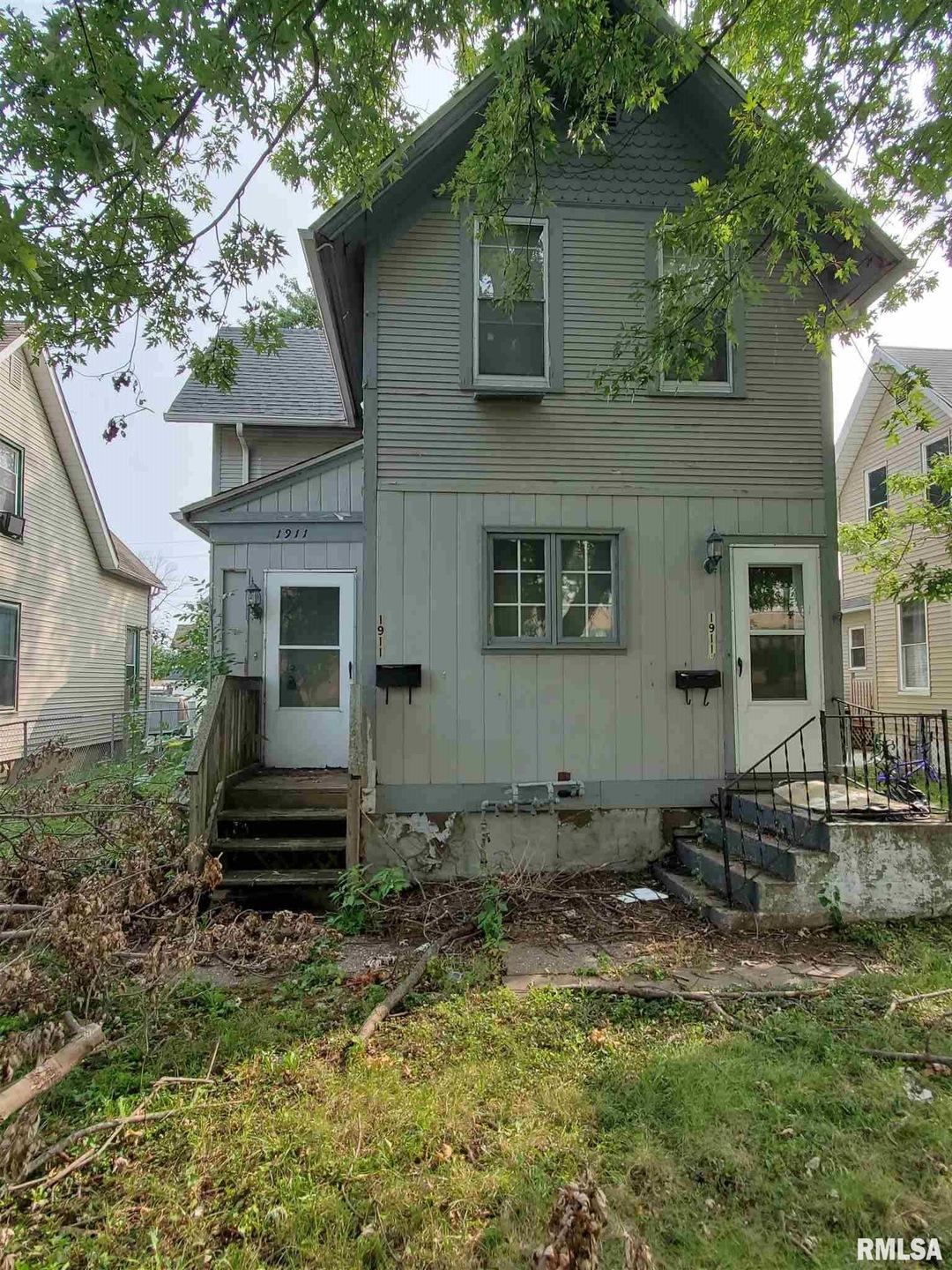 1911 W 4th St, Davenport, IA 52802 - photo 1