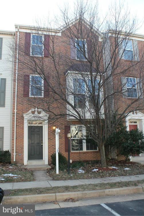 2544 Banshire Dr, Herndon, VA 20171 - photo 1