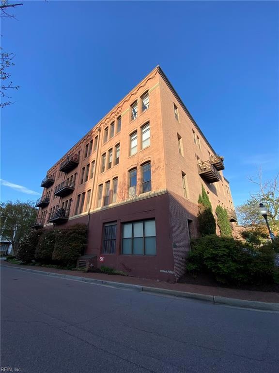 230 W Tazewell St unit 309, Norfolk, VA 23510 - photo 1