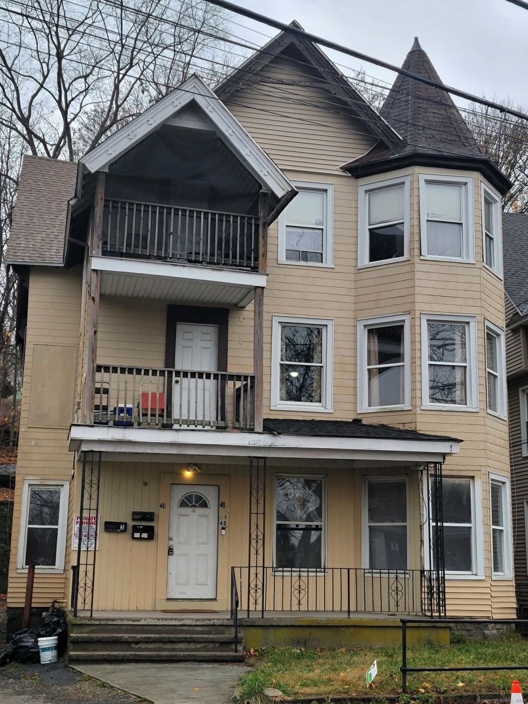 46 N Walnut St unit 1, Waterbury, CT 06704 - photo 1