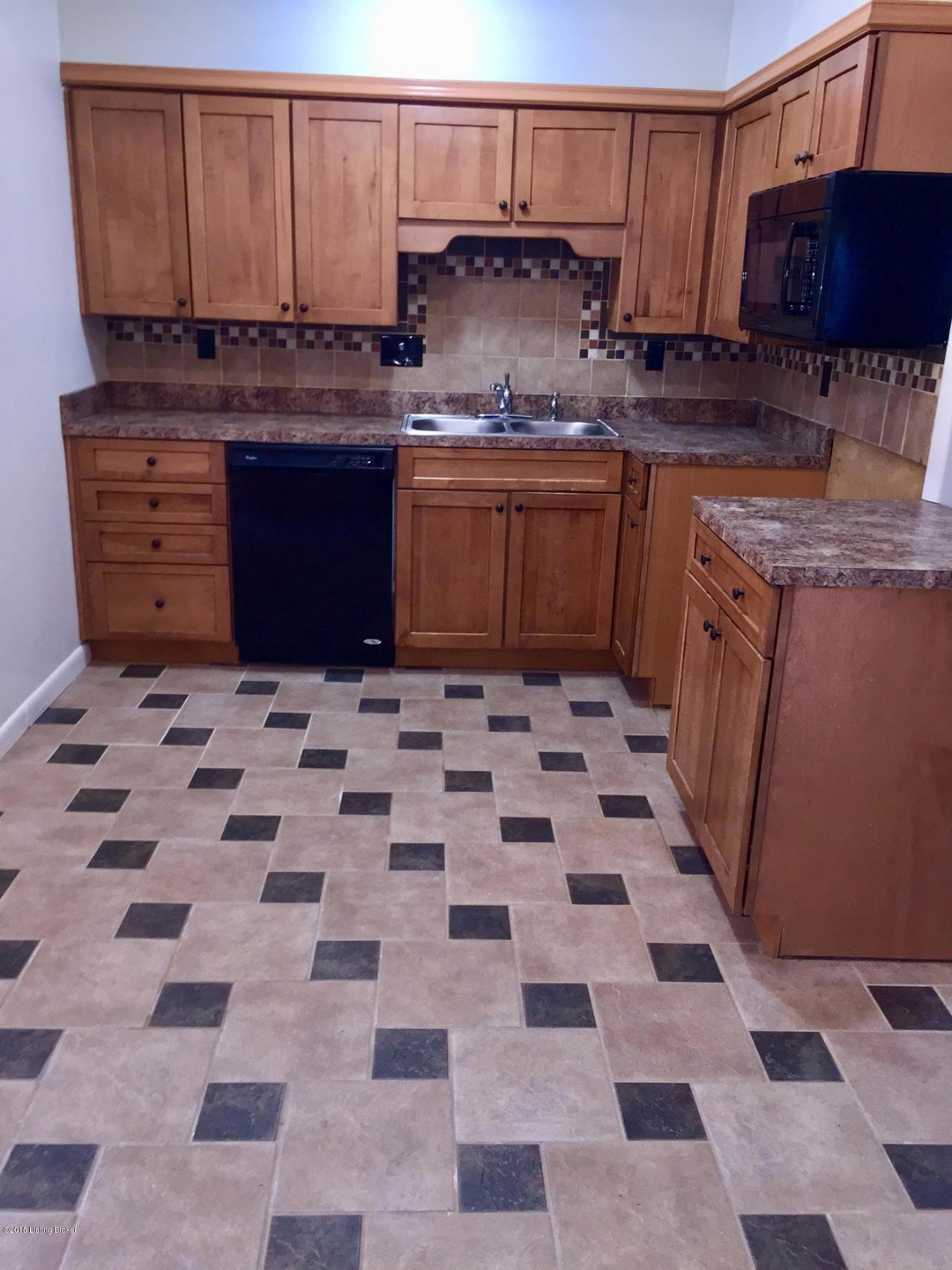 94F71591-A0F4-4BFF-A5A1-72B95C0325CD