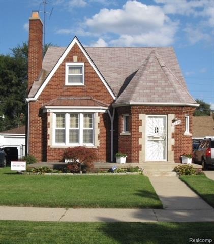 Front of home.jpg