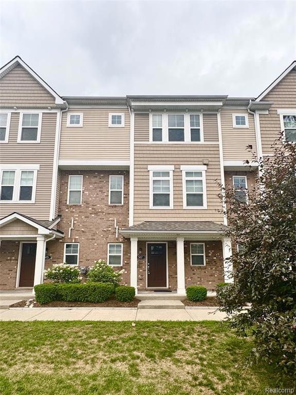 For Rent $2,450/month