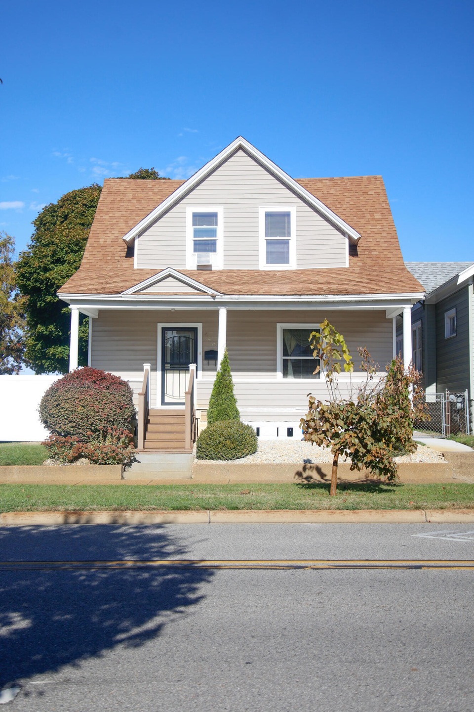 FRONT 3