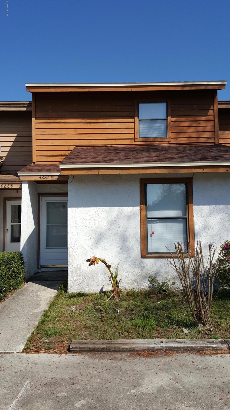 4287 Melissa Ct W, Jacksonville, FL 32210 - photo 1