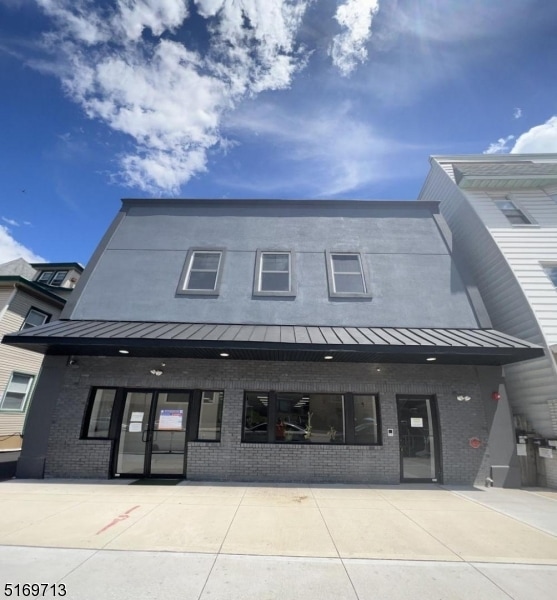 314 Washington Ave unit 2-A, Belleville, NJ 07109 - photo 1