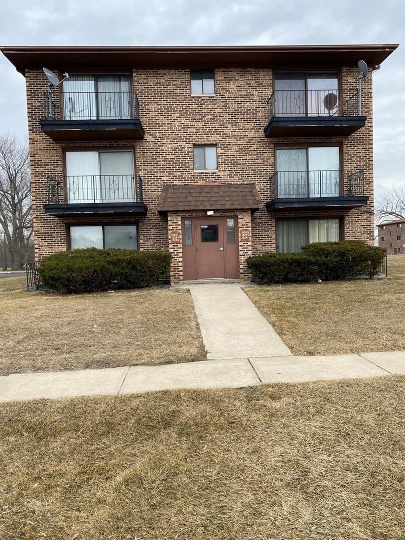 18247 Ravisloe Terrace unit 47, Country Club Hills, IL 60478 - photo 1