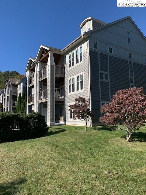 1355 Seven Devils Rd unit 301, Seven Devils, NC 28604 - photo 1