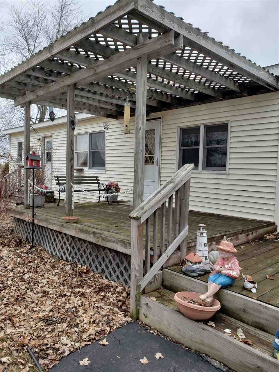 Setting on over an Acre!