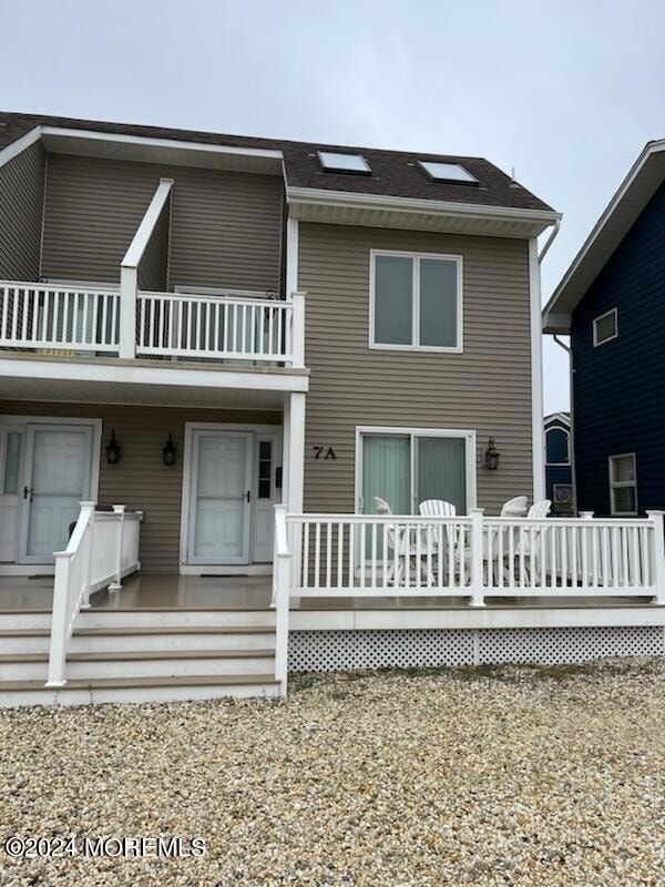 7NJ exterior