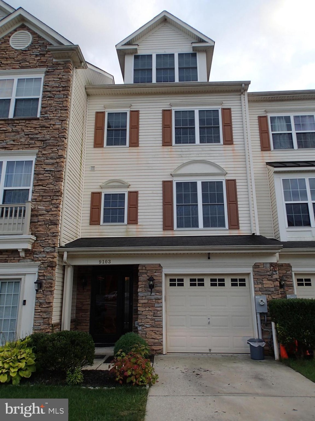 9103 Marlove Oaks Ln unit N, Owings Mills, MD 21117 - photo 1