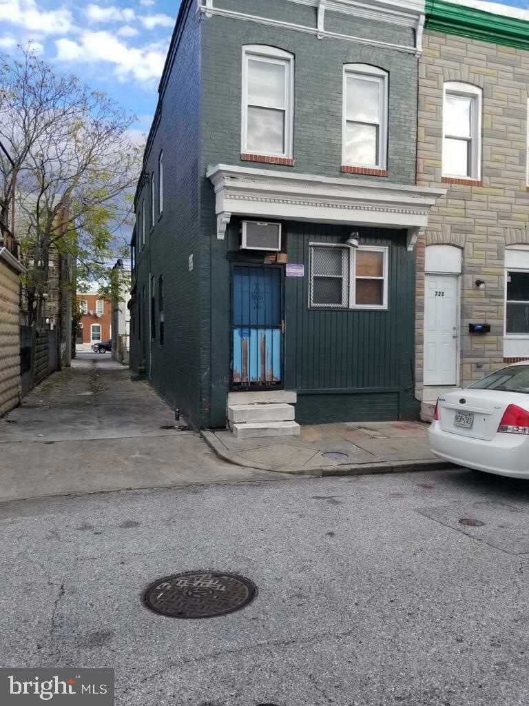 725 N Port St, Baltimore, MD 21205 - photo 1