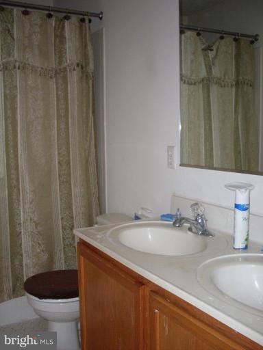 10402 Vista Gardens Dr, Bowie, MD 20720 - photo 1