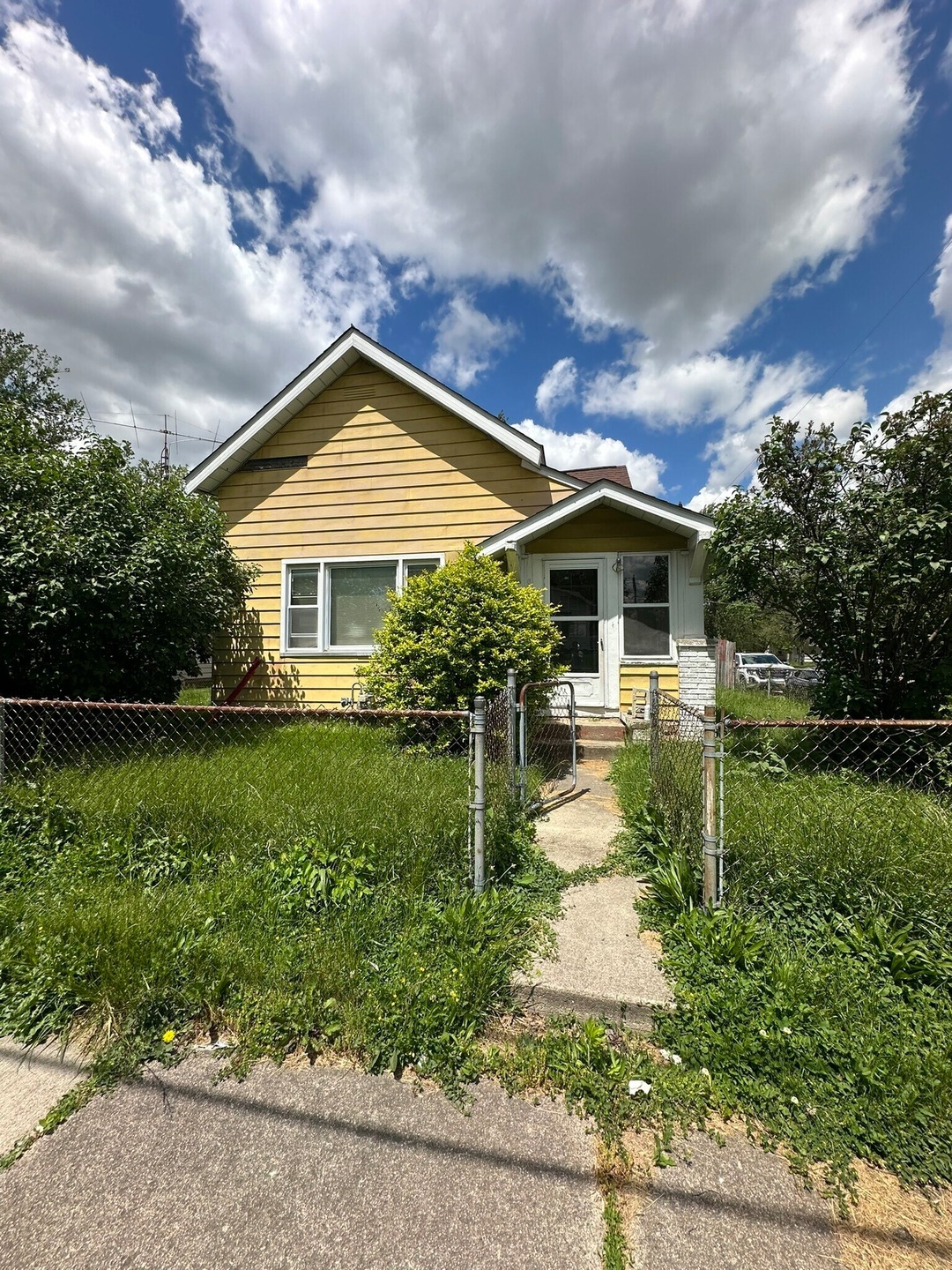 622 E 7th St, Muncie, IN 47302 - photo 1