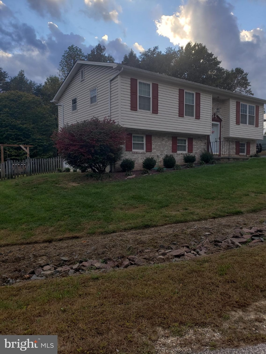 38725 Spout Run Ct, Mechanicsville, MD 20659 - photo 1