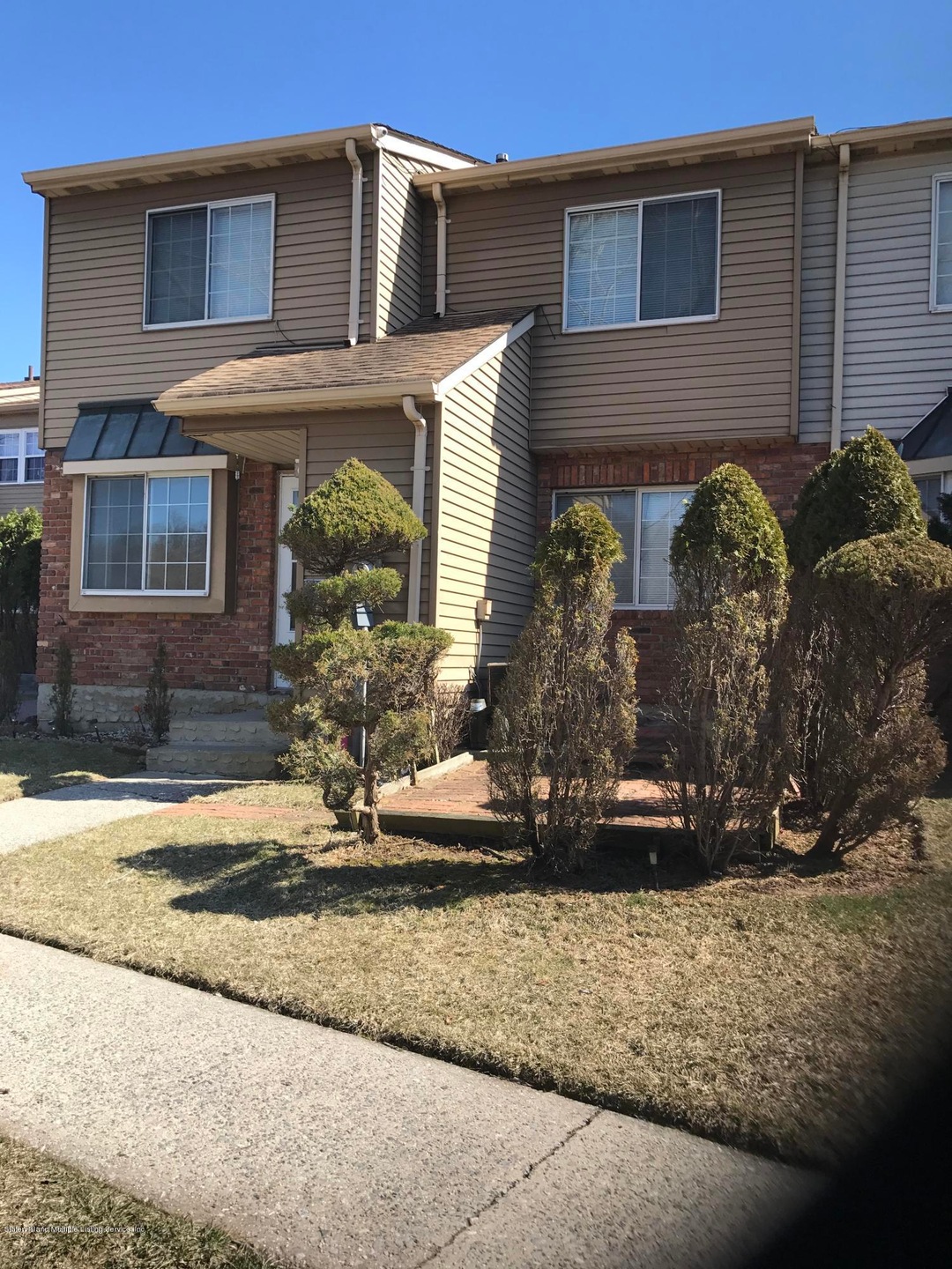 35 Franklin Ln unit B, Staten Island, NY 10306 - photo 1