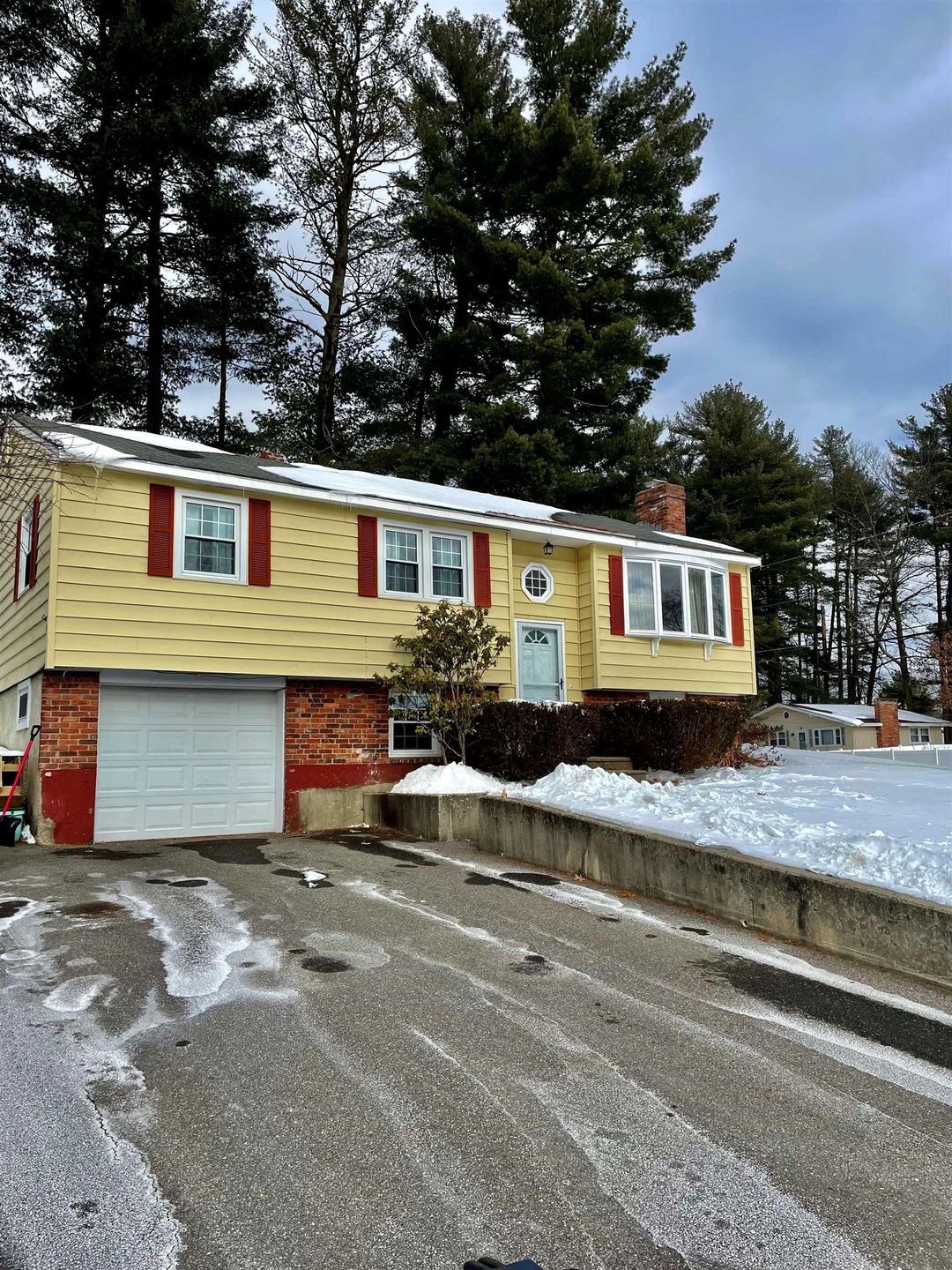 29 Briand Dr, Nashua, NH 03063 - photo 1