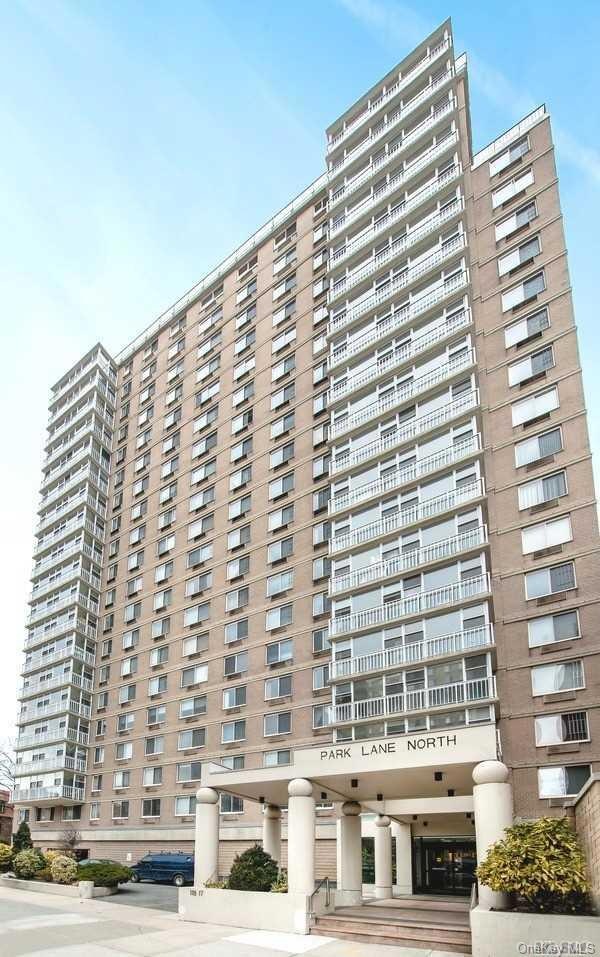 118-17 Union Turnpike unit 19Gh, Forest Hills, NY 11375 - photo 1