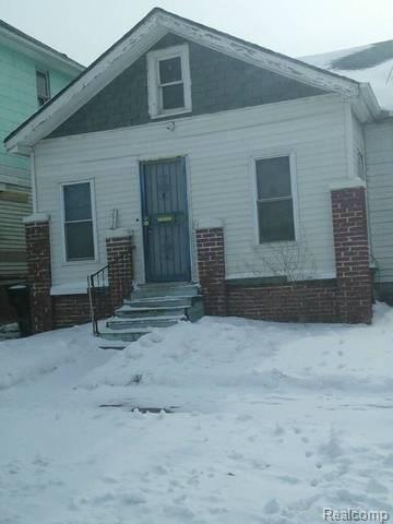 2956 Mclean St, HamtraMcK, MI 48212 - photo 1