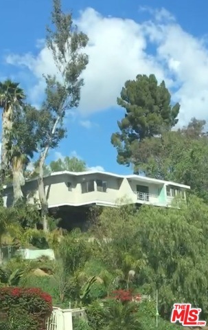 21520 Marchena St, Woodland Hills, CA 91364 - photo 1