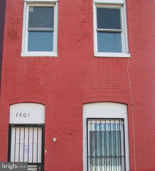 1401 Cliftview Ave, Baltimore, MD 21213 - photo 1