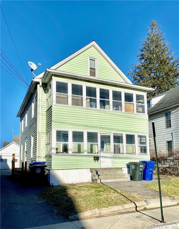 22 Field St