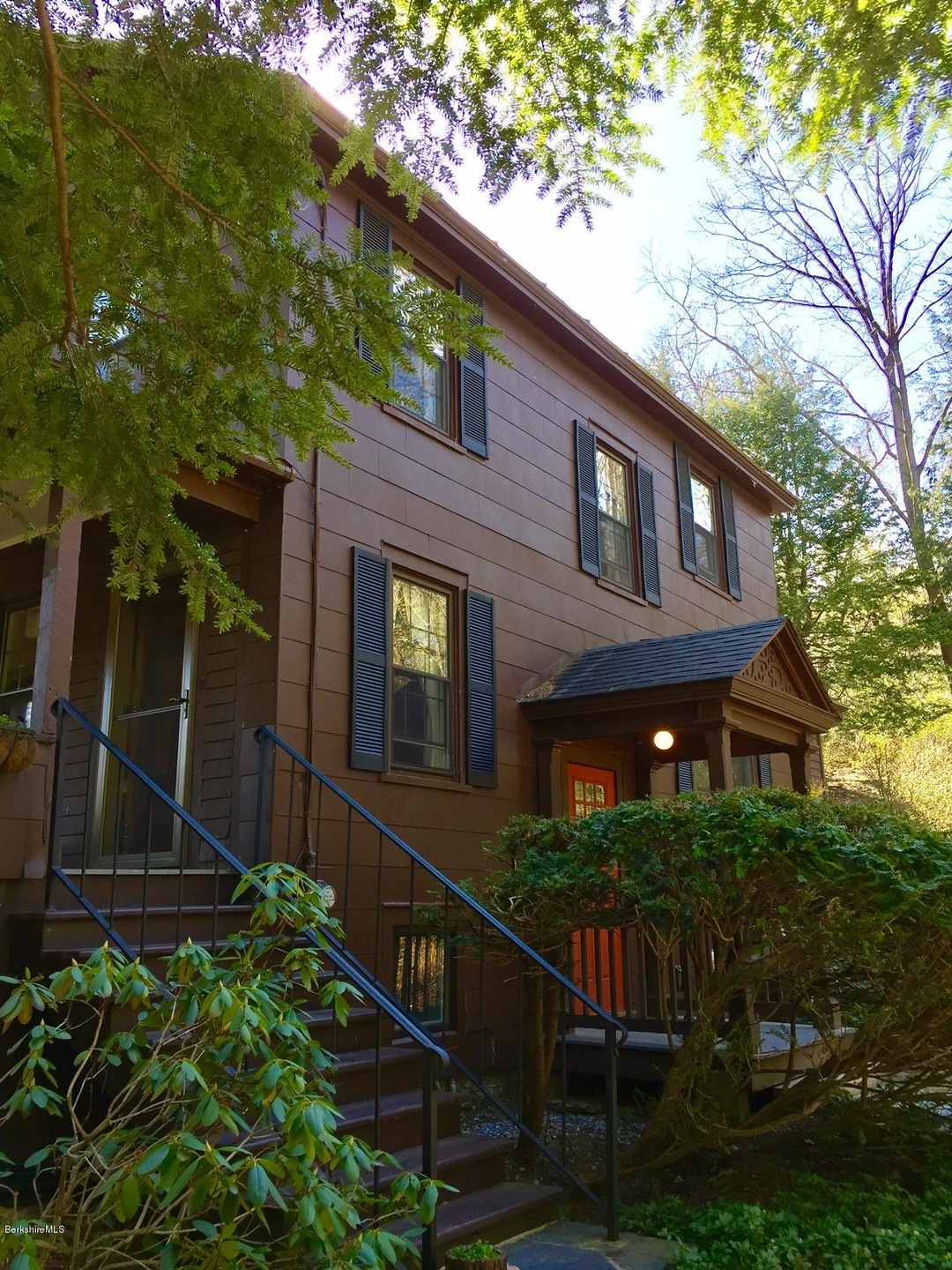 1203 Main Street