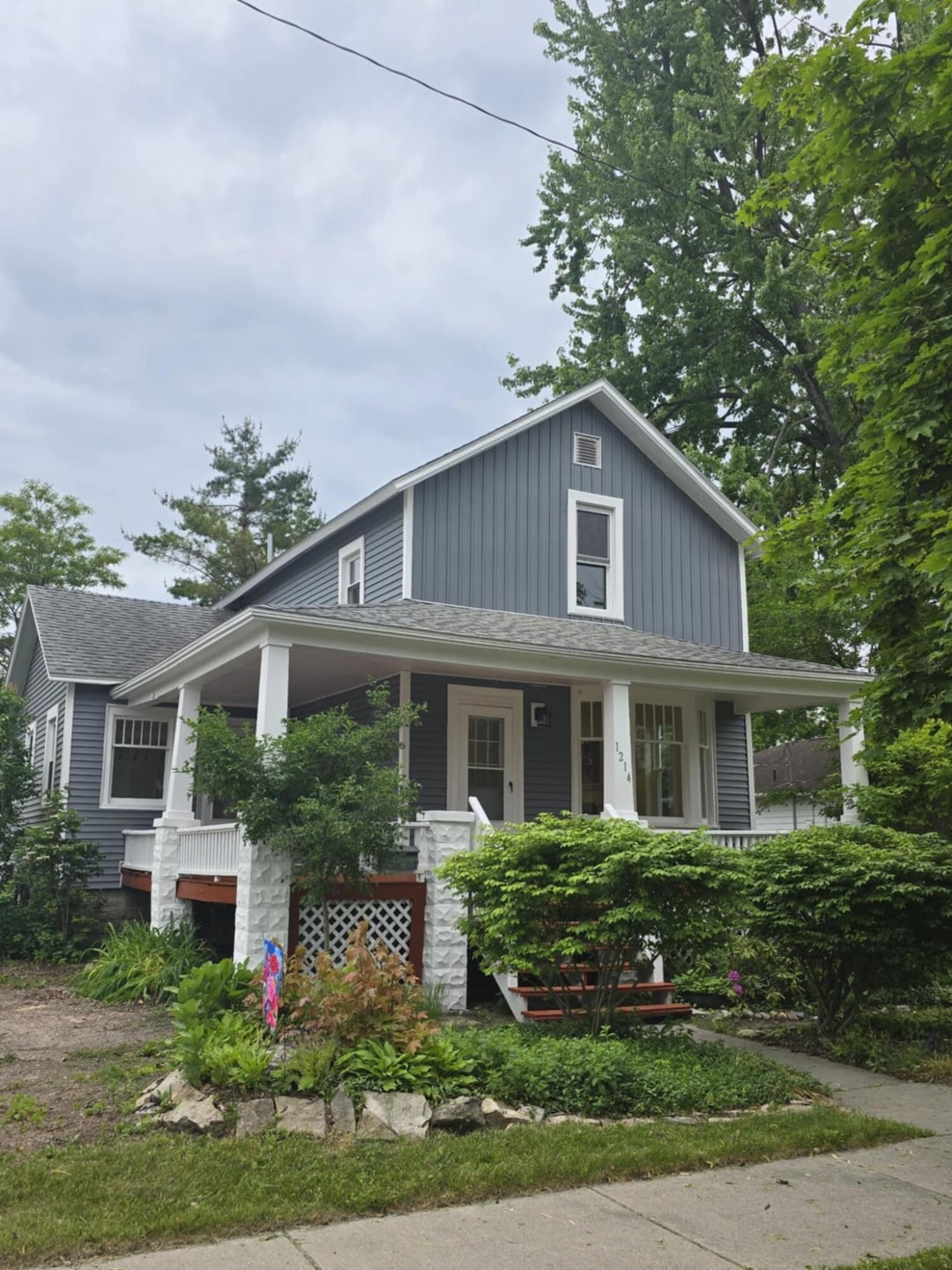 For Sale $274,900