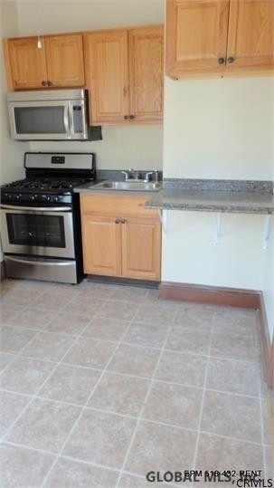 438 Delaware Ave unit 2F, Albany, NY 12209 - photo 1