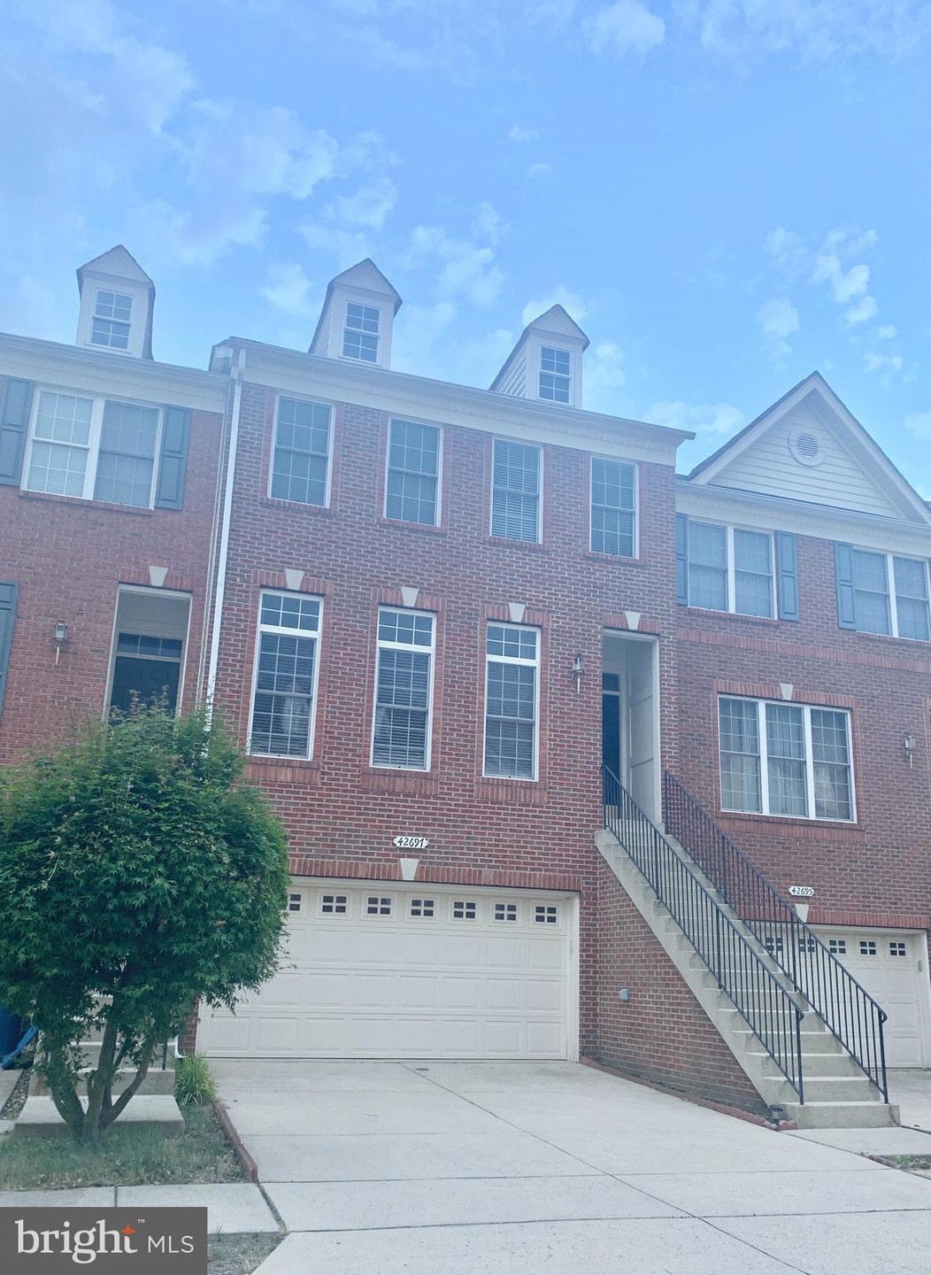 42697 Sandman Terrace, Chantilly, VA 20152 - photo 1