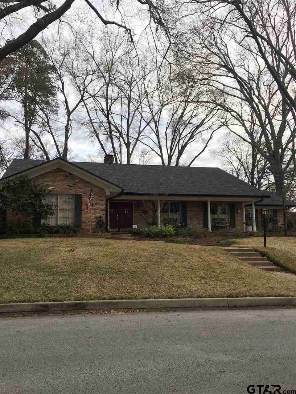 708 708 Barclay, Tyler, TX 75703 - photo 1