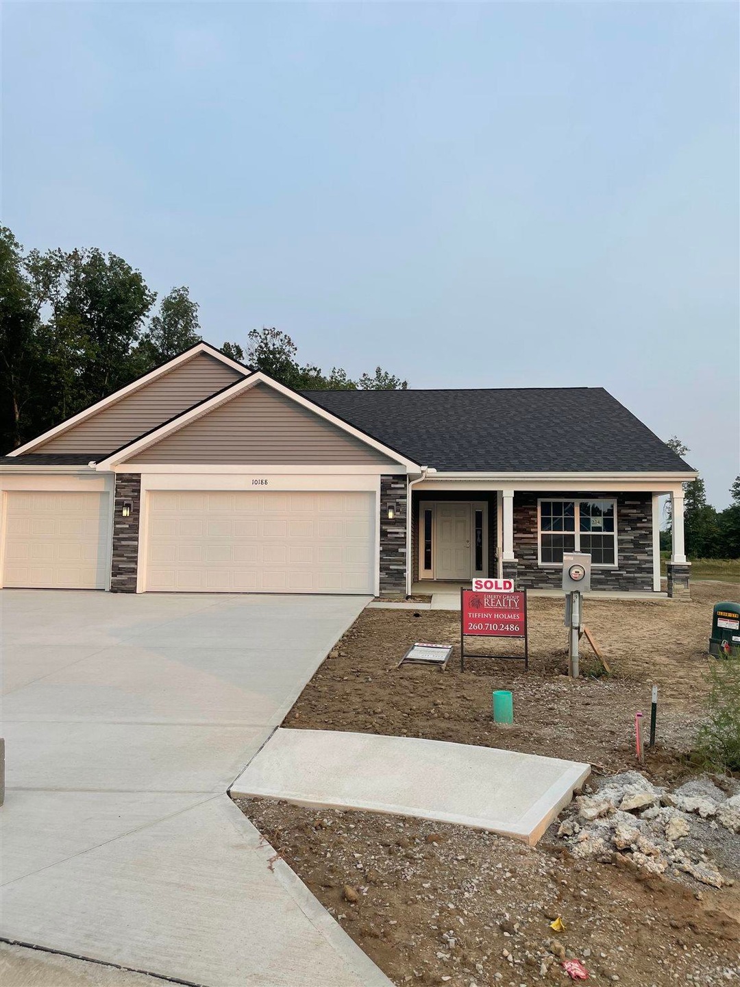 10188 Strasse Ct, Fort Wayne, IN 46835 - photo 1