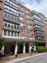 1 Washington Square unit E, Larchmont, NY 10538 - photo 1