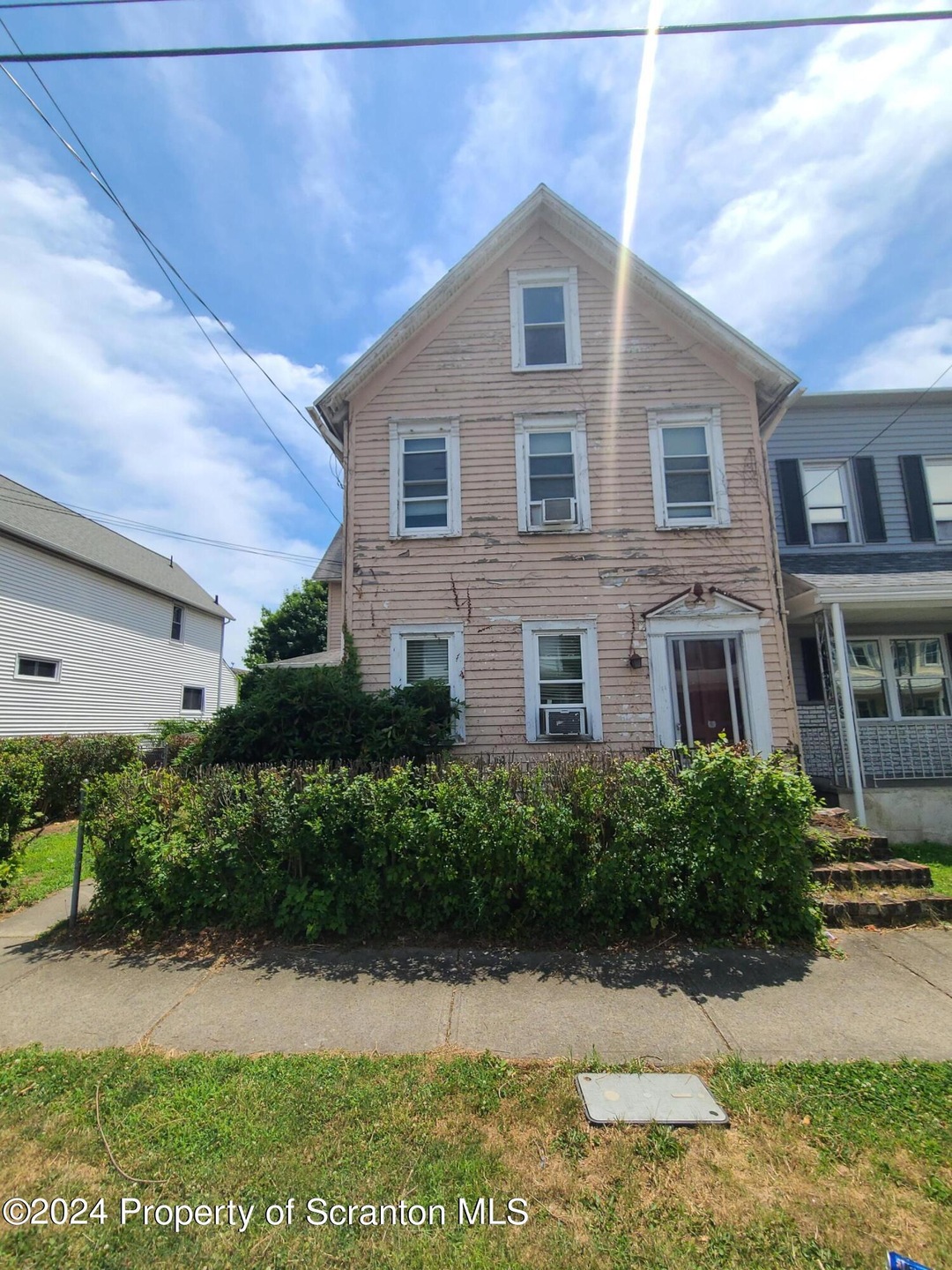 43 Wyoming St, Wilkes Barre, PA 18702 - photo 1