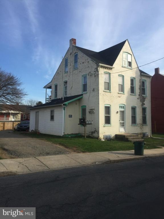 666 Union St, Lancaster, PA 17603 - photo 1