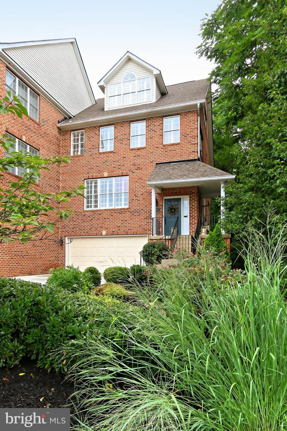 380 Myrtle Place, Occoquan, VA 22192 - photo 1