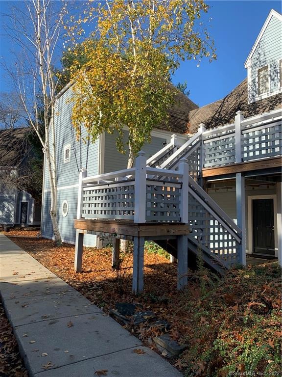 221 Old Pond Ln, Norwich, CT 06360 - photo 1