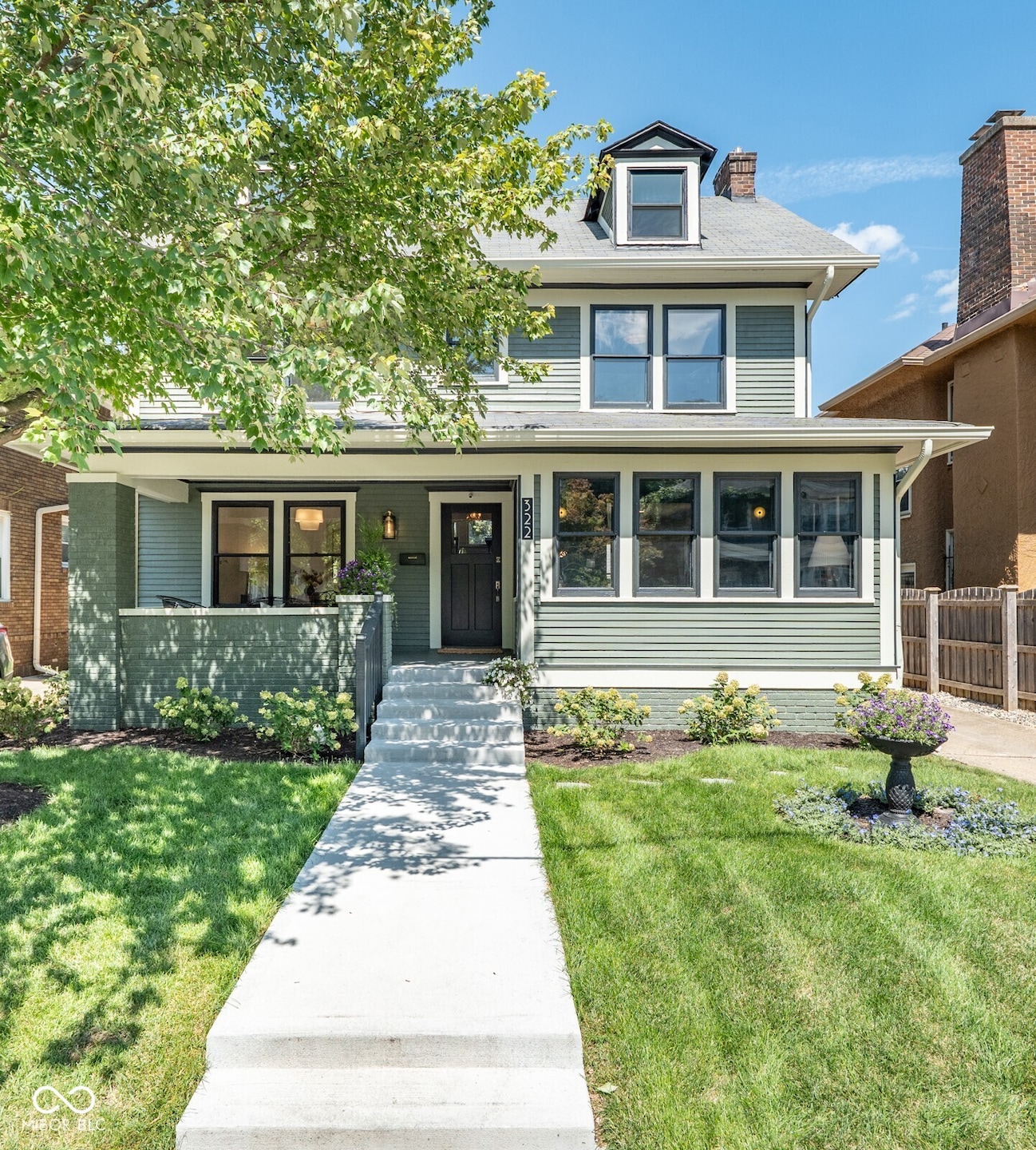 Pending $459,900 • Co-Listing Agent