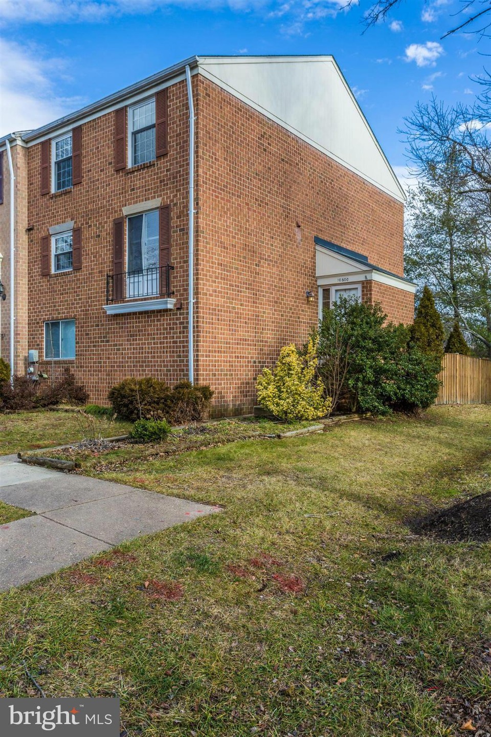 10600 High Beam Ct, Columbia, MD 21044 - photo 1