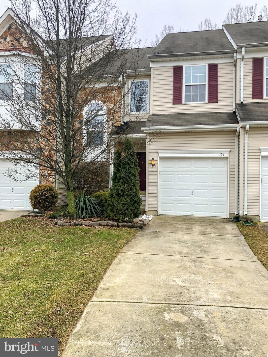 104 Pennsbury Ln, Woodbury, NJ 08096 - photo 1