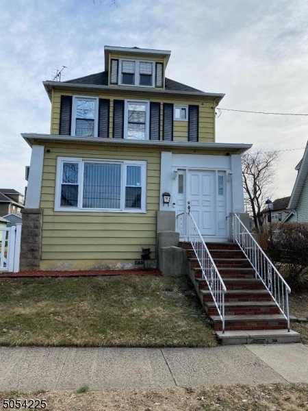 219 W 2nd St, Clifton, NJ 07011 - photo 1