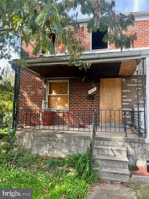 1010 Foxridge Ln, Essex, MD 21221 - photo 1