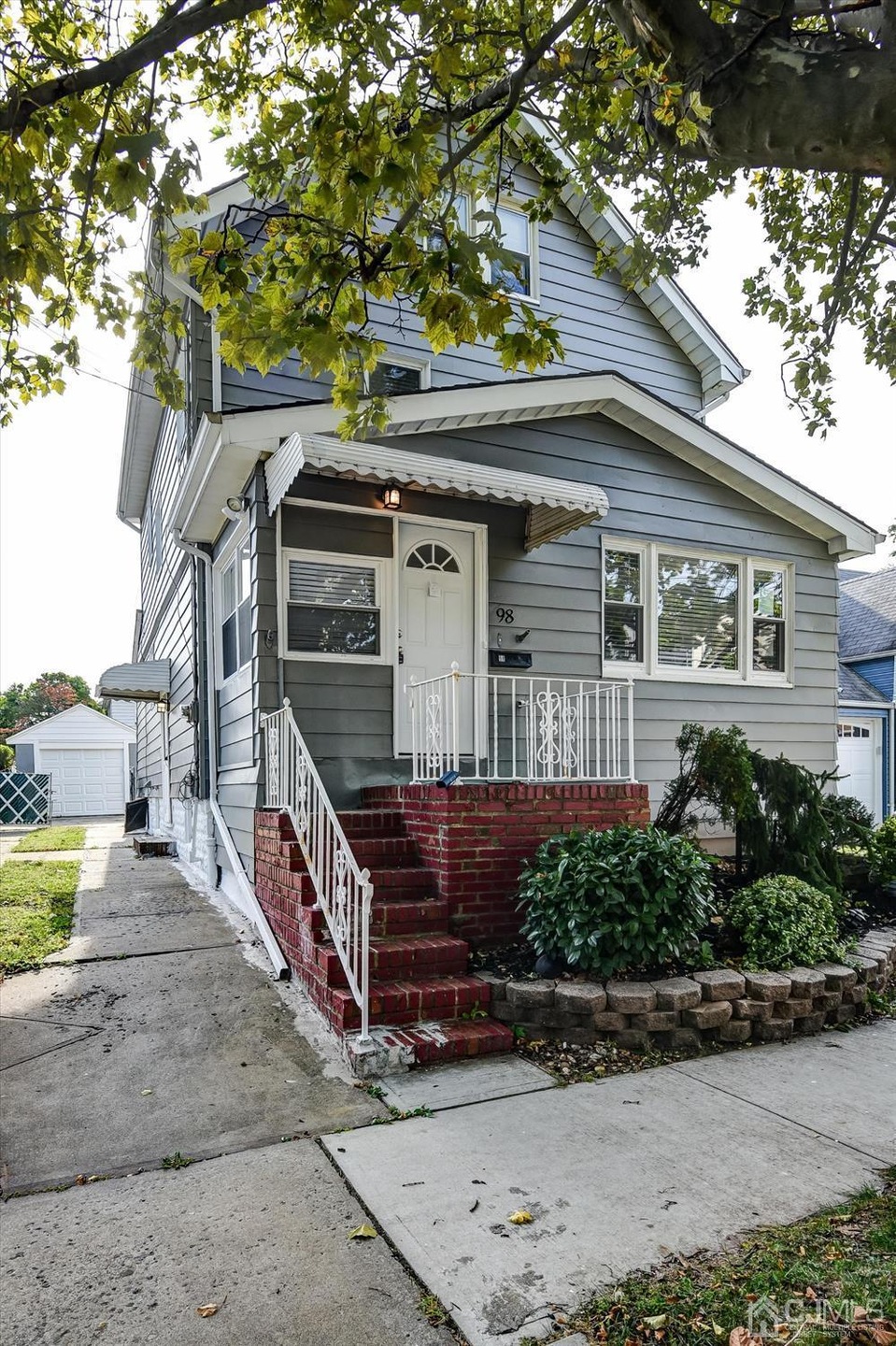 98 Longfellow St, Carteret, NJ 07008 - photo 1