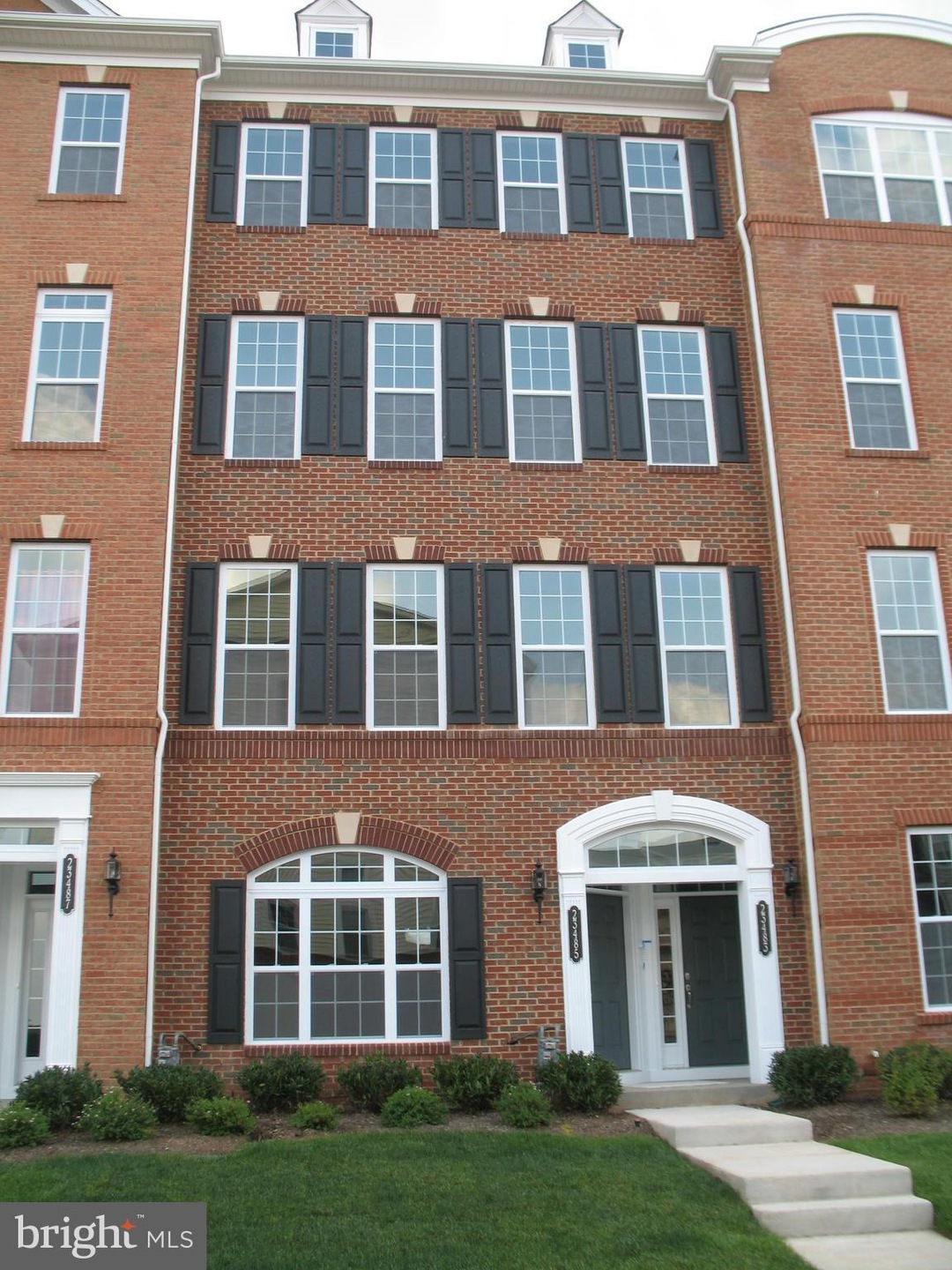 23483 Buckland Farm Terrace, Ashburn, VA 20148 - photo 1