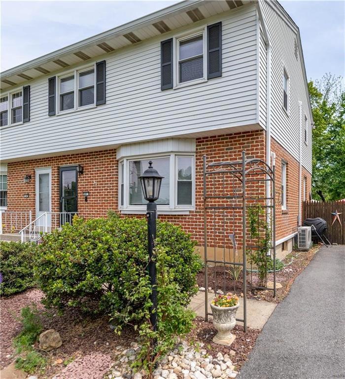 507 S 10th St, Emmaus, PA 18049 - photo 1