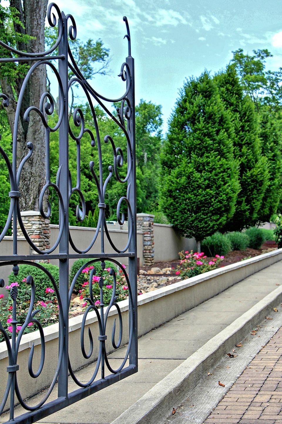 700 Halcyon Way, Columbia, TN 38401 - photo 1