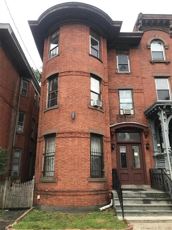 279 Dwight St unit 1, New Haven, CT 06511 - photo 1