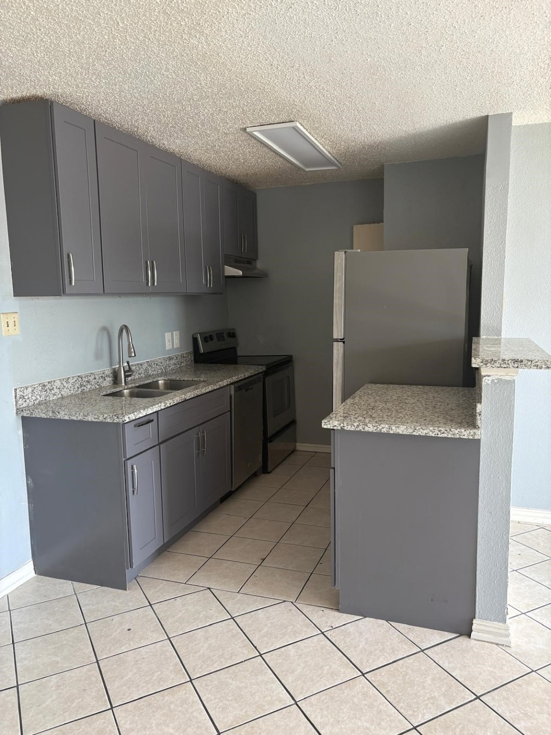 12660 Ashford Point Dr unit 413, Houston, TX 77082 - photo 1