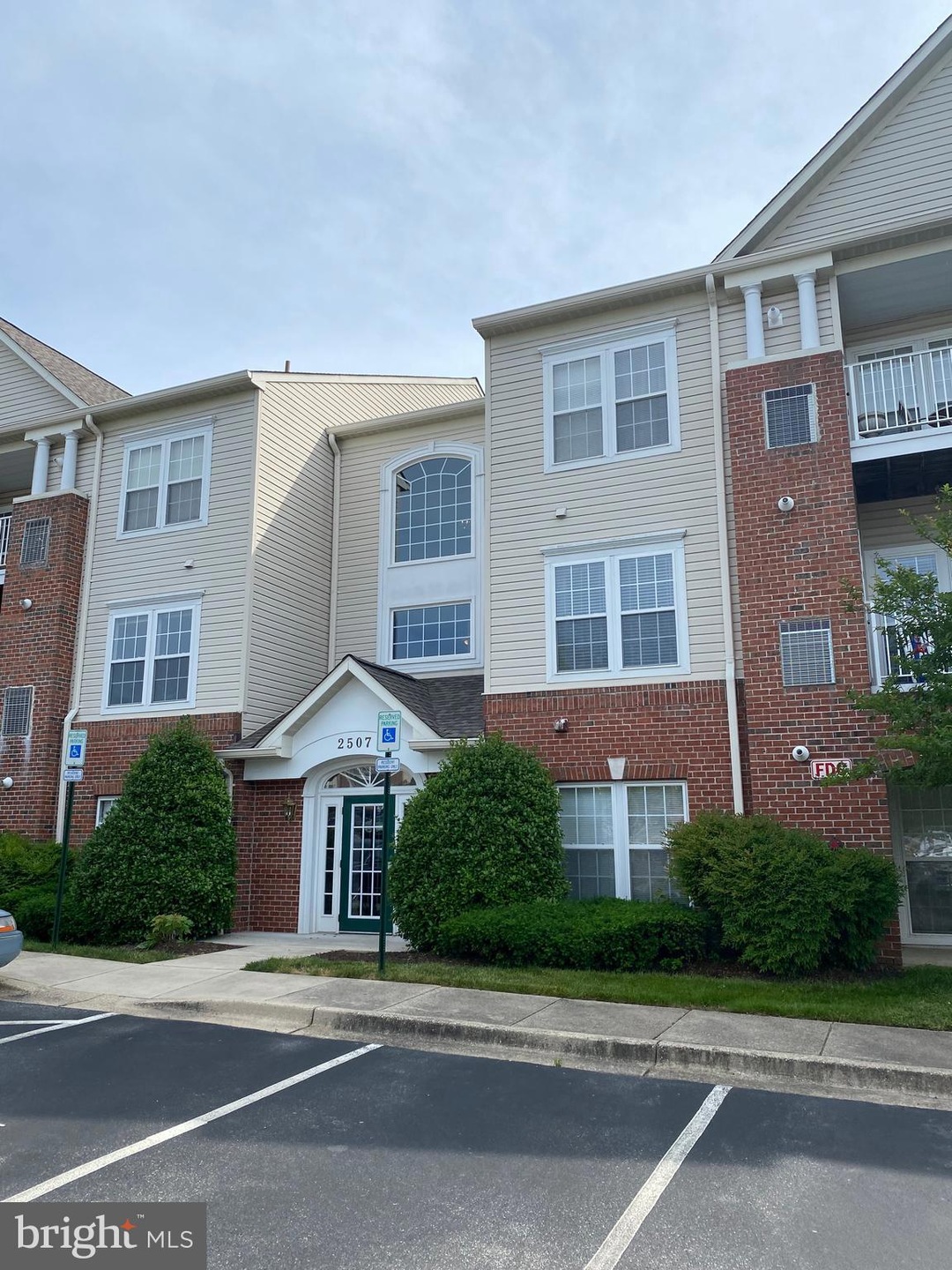 2507 Amber Orchard Ct W unit U103, Odenton, MD 21113 - photo 1